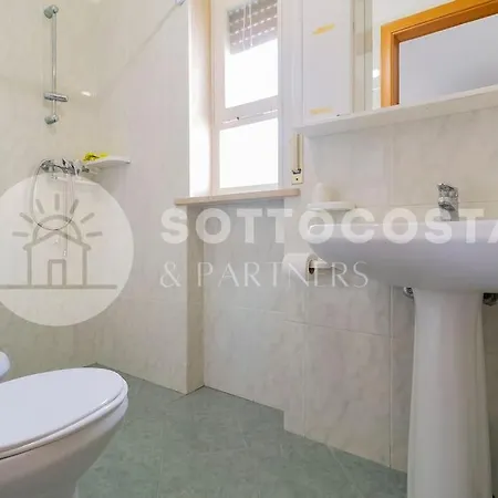 Lapo Villa *